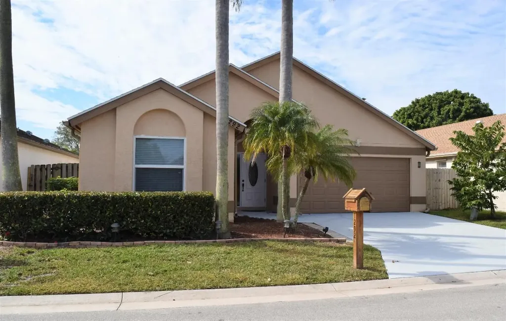 1292 Waterway Cove Drive Wellington FL 33414