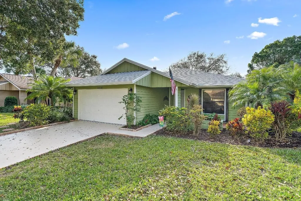 8930 SE Eaglewood Way Hobe Sound FL 33455