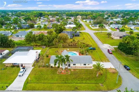 791 SE Polynesian Avenue Port St Lucie FL 34983