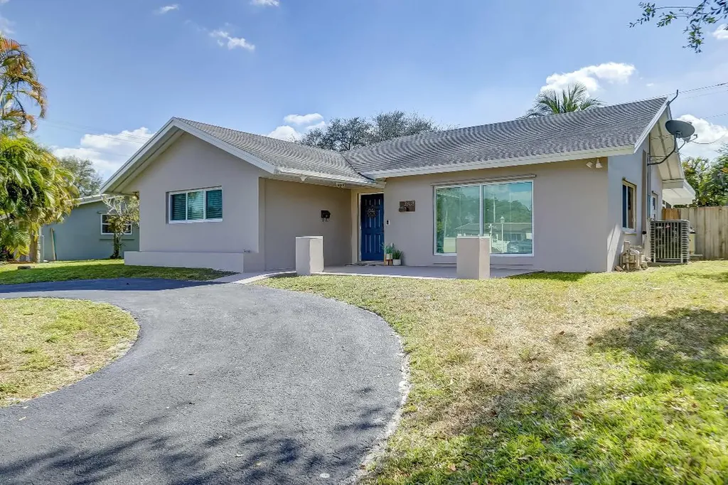 3708 W Park Road Hollywood FL 33021