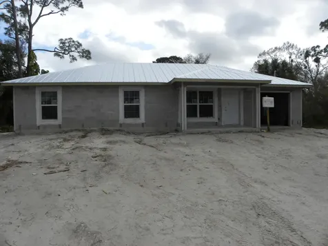 5120 Sanibel Avenue Fort Pierce FL 34951