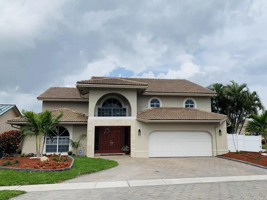 23268 Lago Mar Circle Boca Raton FL 33433