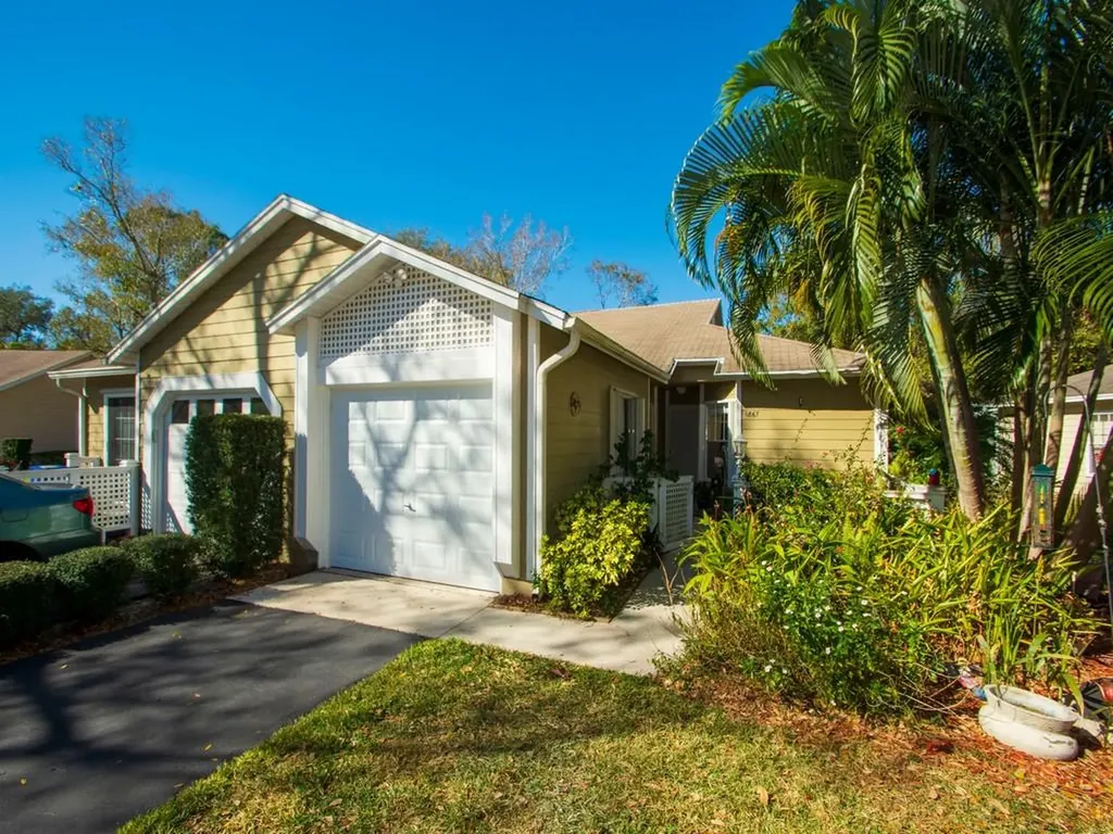 1867 Sixty Oaks Lane Vero Beach FL 32966