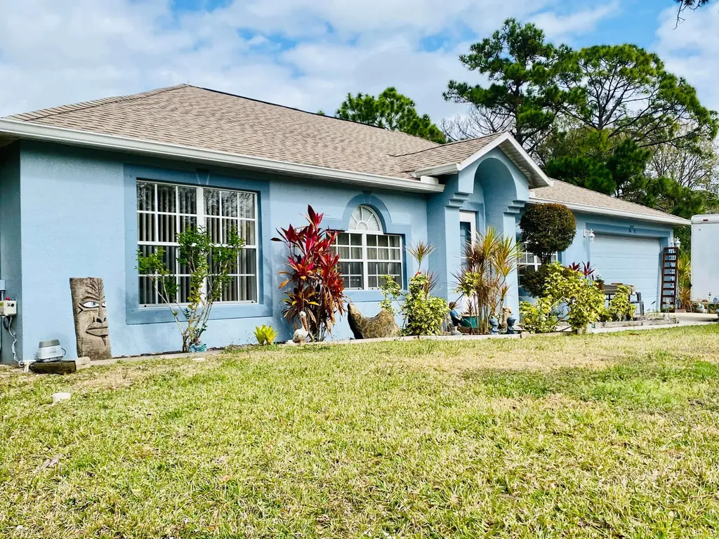 1651 Walker Street SE Palm Bay FL 32909