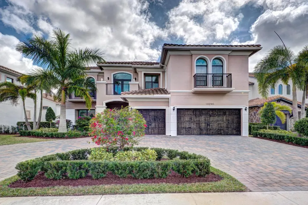 10290 Sweet Bay Court Parkland FL 33076