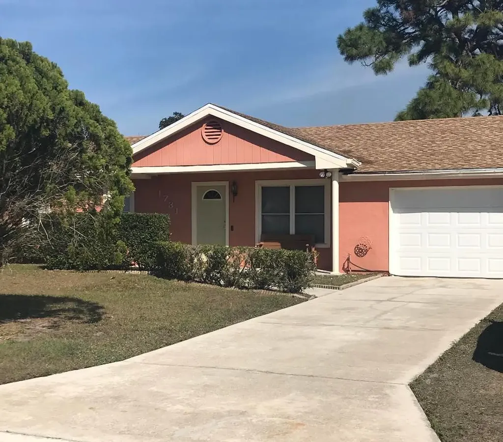 1731 SE Elkhart Terrace Port St Lucie FL 34952