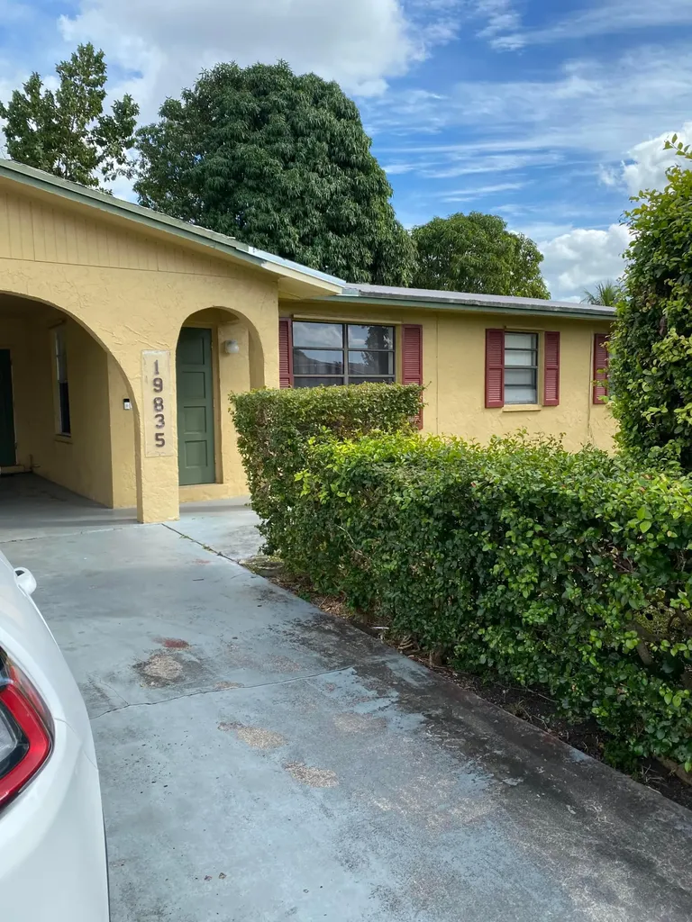 19835 SW 118th Court Miami FL 33177