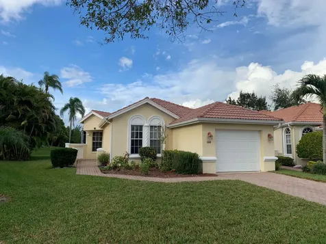 664 SW Treasure Cove Port St Lucie FL 34986