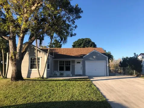 1141 Grandview Circle Royal Palm Beach FL 33411