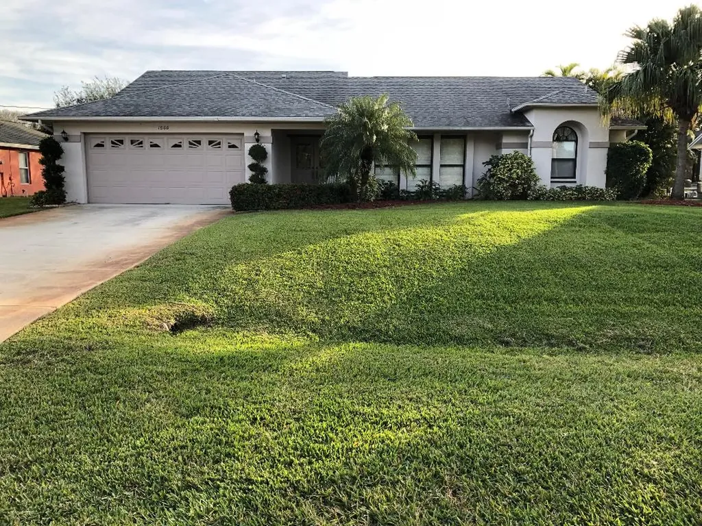1066 SE Damask Avenue Port St Lucie FL 34983