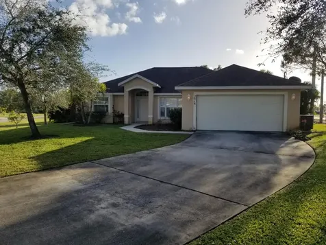 2516 SE Welsh Street Port St Lucie FL 34984