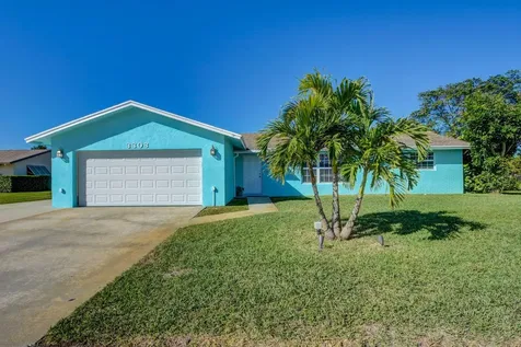 3303 Pebble Beach Drive Lake Worth FL 33467