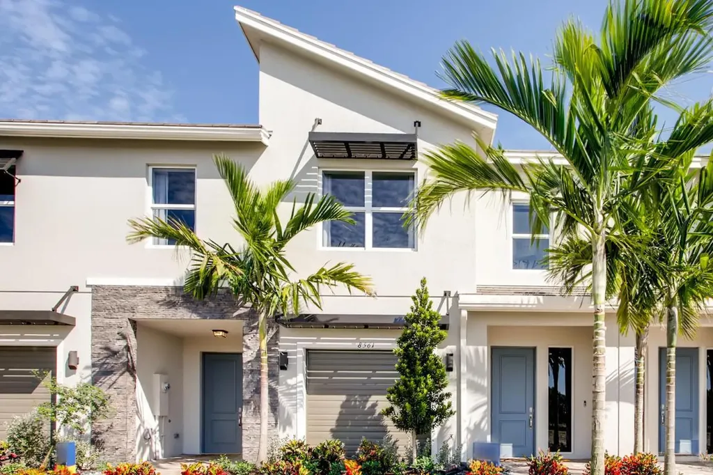 8709 Via Mar Rosso Lake Worth FL 33467