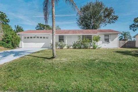 1925 SW Idaho Lane Port St Lucie FL 34953
