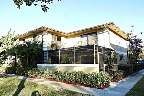 1458 N Lawnwood Circle Fort Pierce FL 34950