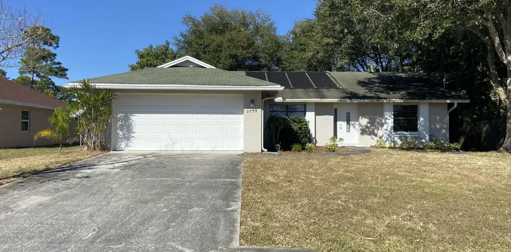 2373 SE Gillette Avenue Port St Lucie FL 34952