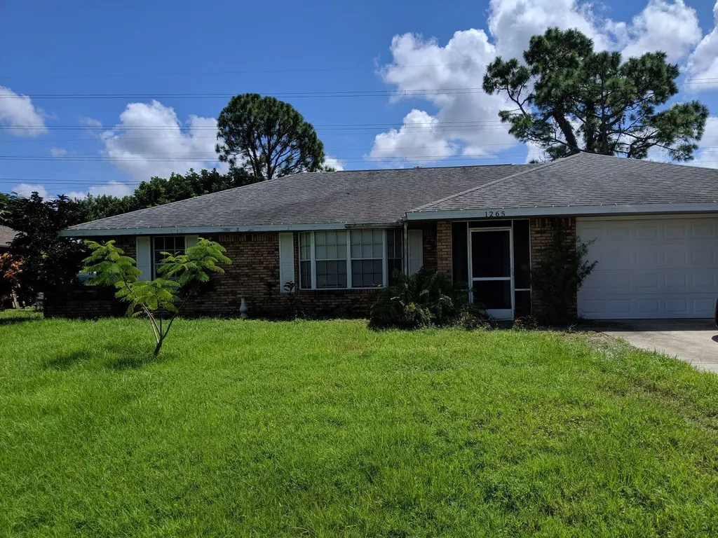 1265 Glencove Avenue NW Palm Bay FL 32907