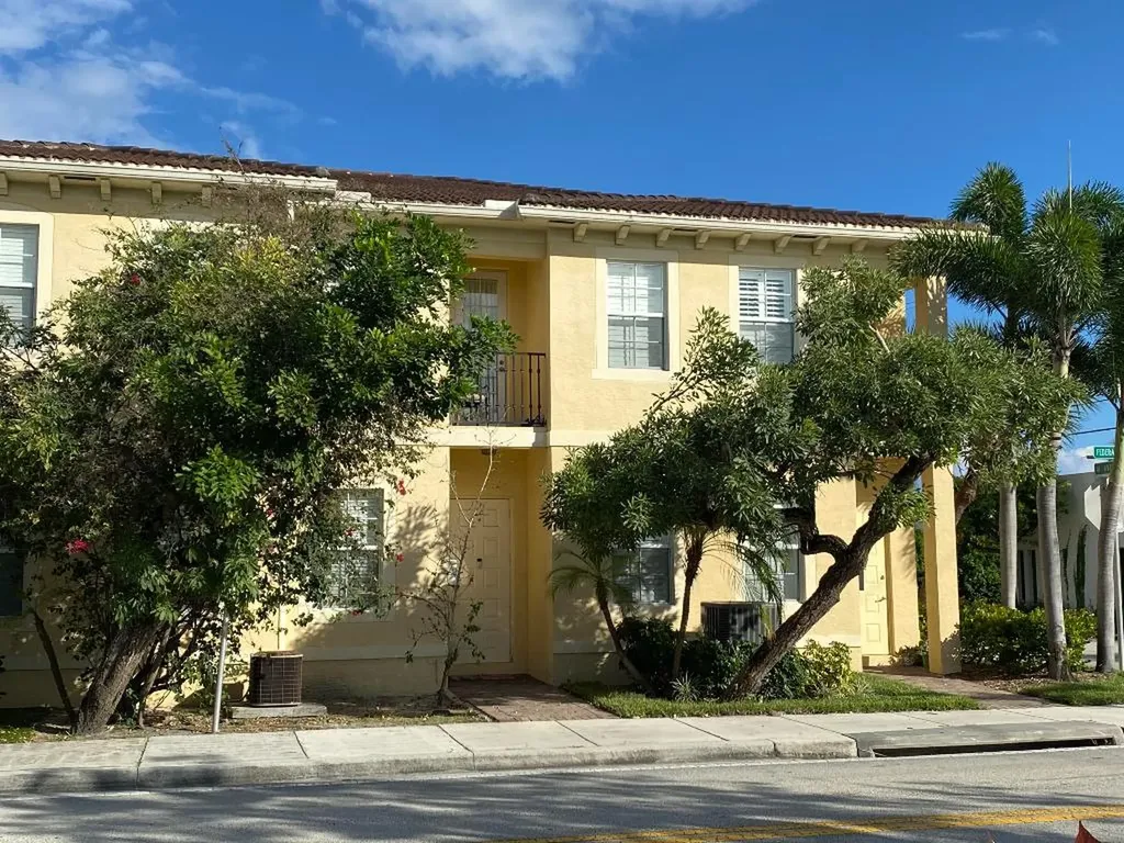1600 N Federal Highway Lake Worth Beach FL 33460