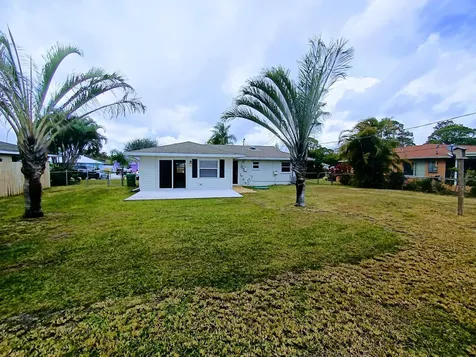 1661 SE Haverford Street Port St Lucie FL 34983