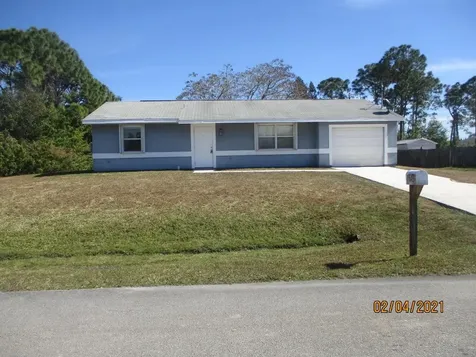 649 SW Heather Street Port St Lucie FL 34983