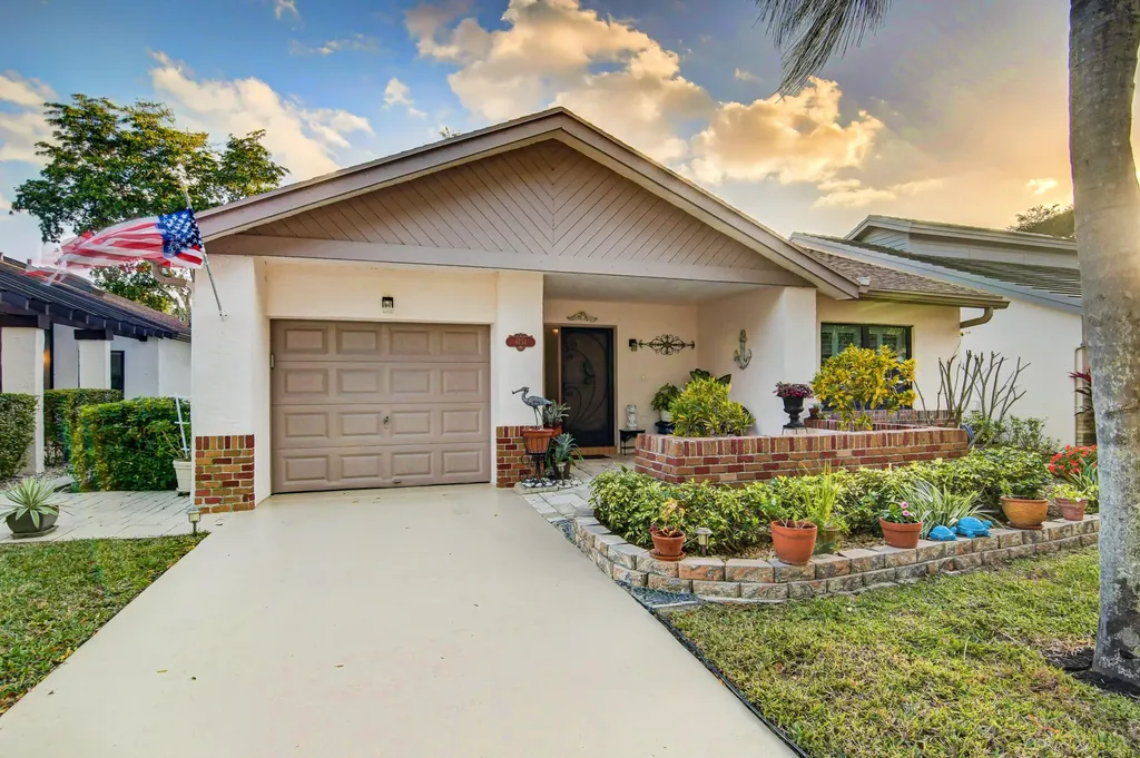 4734 Fancy Leaf Court Boynton Beach FL 33436
