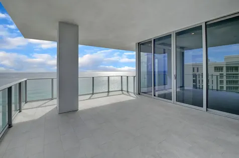 5000 N Ocean Drive Singer Island FL 33404