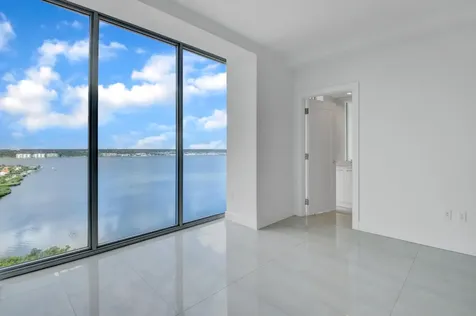 5000 N Ocean Drive Singer Island FL 33404