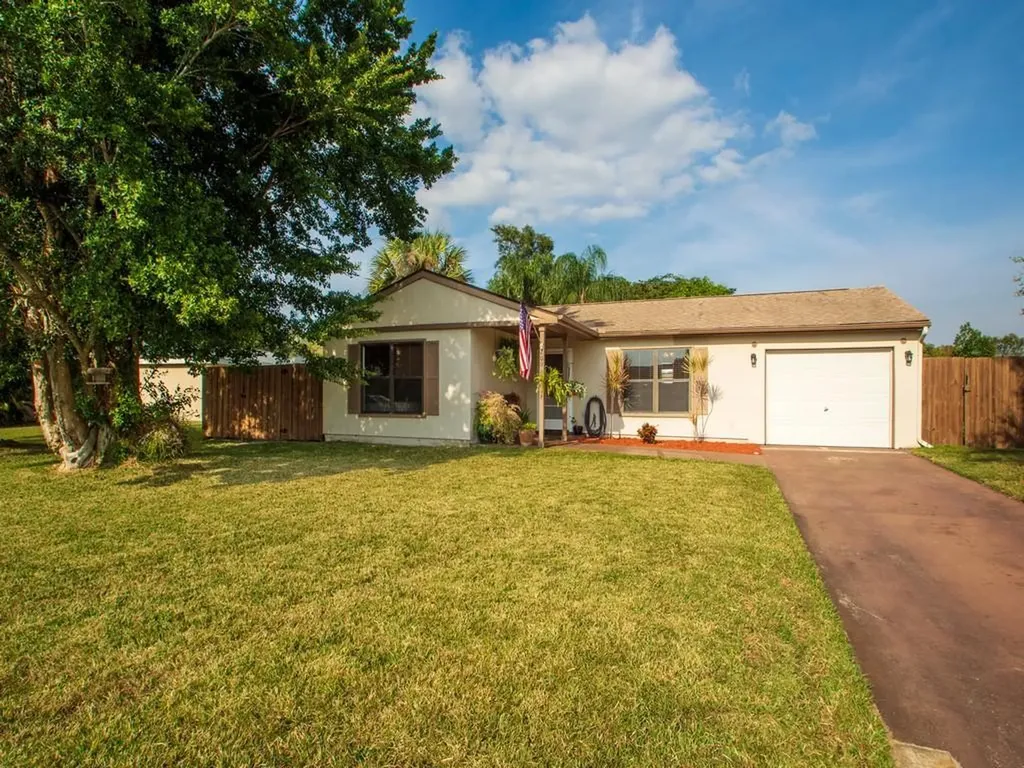 2096 SE Hideaway Circle Port St Lucie FL 34952