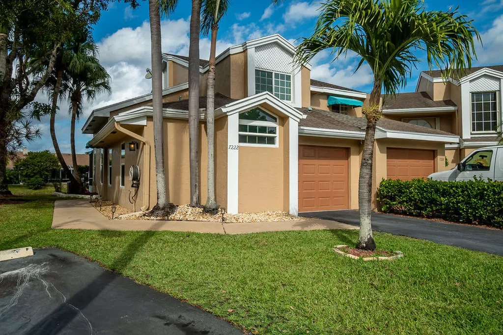 7222 Woodmont Way Tamarac FL 33321