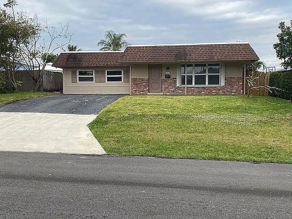 441 SW 10th Avenue Boynton Beach FL 33435