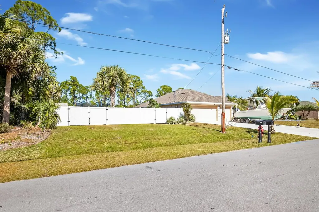 1245 SW Marmore Avenue Port St Lucie FL 34953