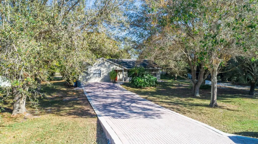 17845 37th Place N Loxahatchee FL 33470