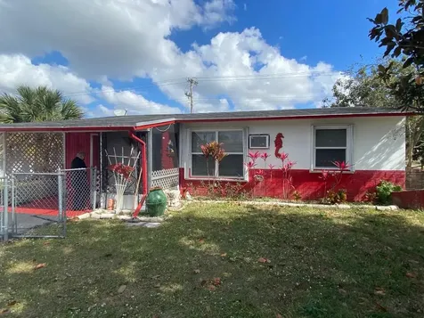 3820 S 55th Avenue Greenacres FL 33463