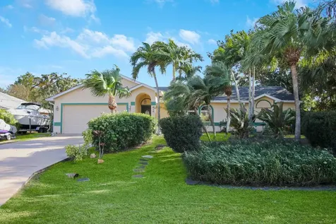 414 SW Lairo Avenue Port St Lucie FL 34953