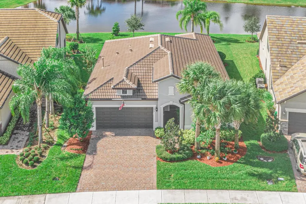 295 SE Courances Drive Port St Lucie FL 34984