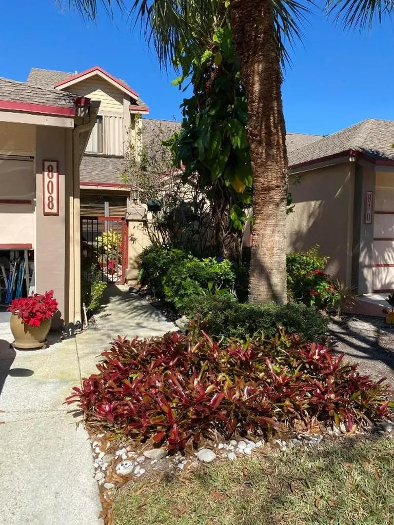 808 Landings Boulevard Greenacres FL 33413