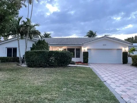 4121 NE 31st Avenue Lighthouse Point FL 33064