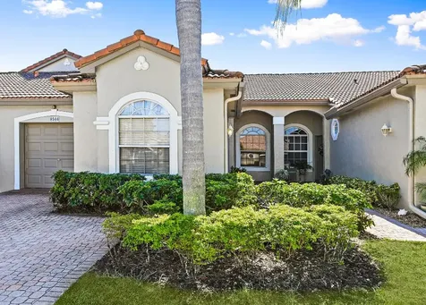 8566 Via Serena Boca Raton FL 33433