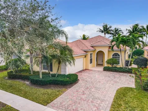 8220 Nevis Place Wellington FL 33414