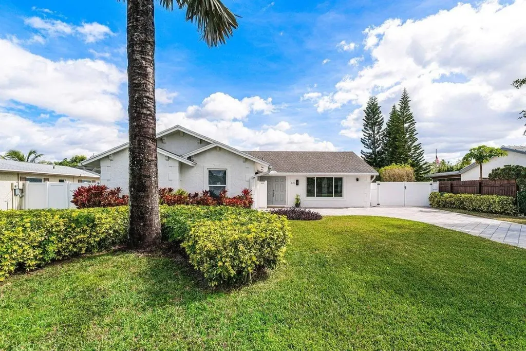 346 Sandpiper Avenue Royal Palm Beach FL 33411
