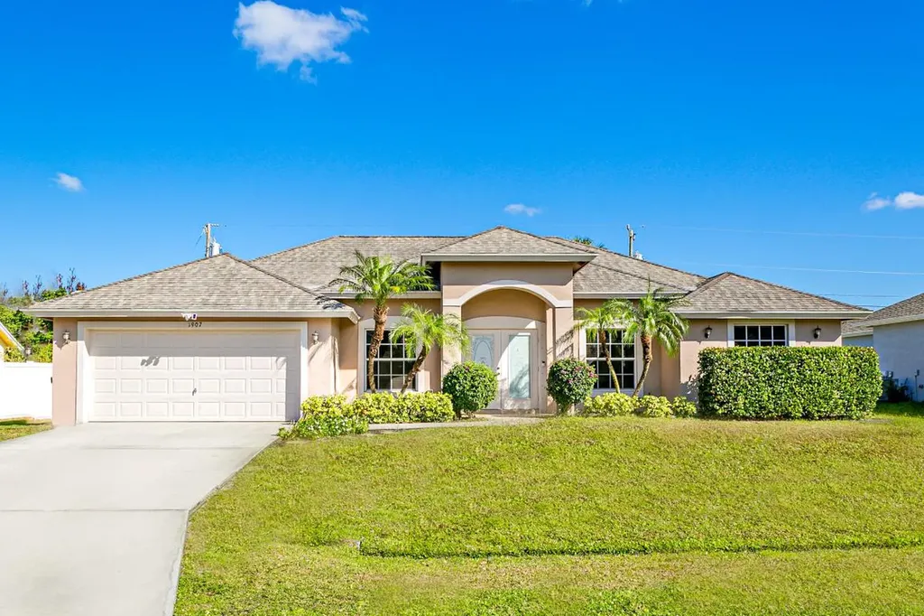 1907 SW Beard Street Port St Lucie FL 34953