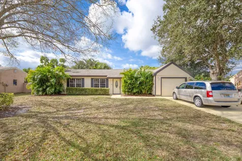 1720 SE Lullaby Terrace Port St Lucie FL 34952