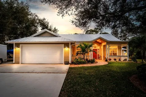 5423 Stately Oaks Street Fort Pierce FL 34981
