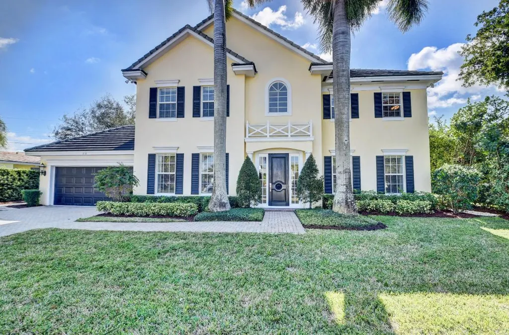 218 Enfield Road Delray Beach FL 33444
