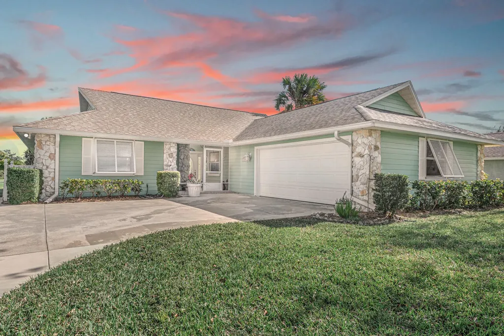 4350 Gator Trace Circle Fort Pierce FL 34982