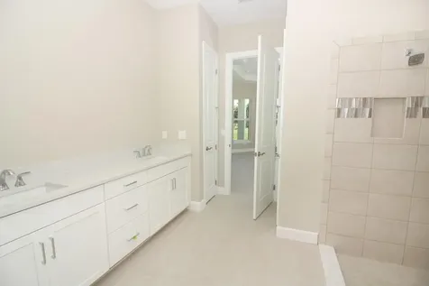 10088 SW Red Oak Court Port St Lucie FL 34987