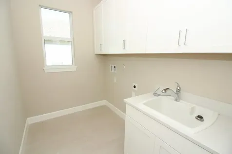 10088 SW Red Oak Court Port St Lucie FL 34987