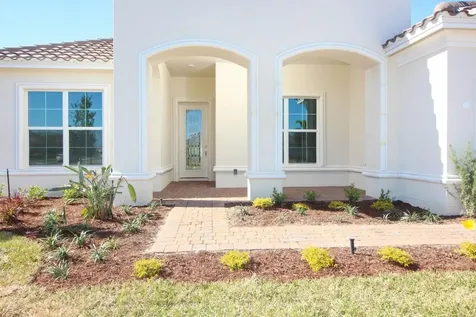 10088 SW Red Oak Court Port St Lucie FL 34987