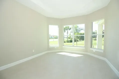 10088 SW Red Oak Court Port St Lucie FL 34987