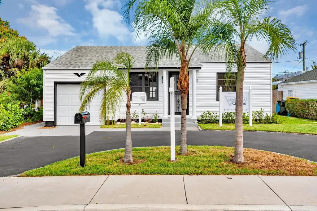 1112 N M Street Lake Worth Beach FL 33460